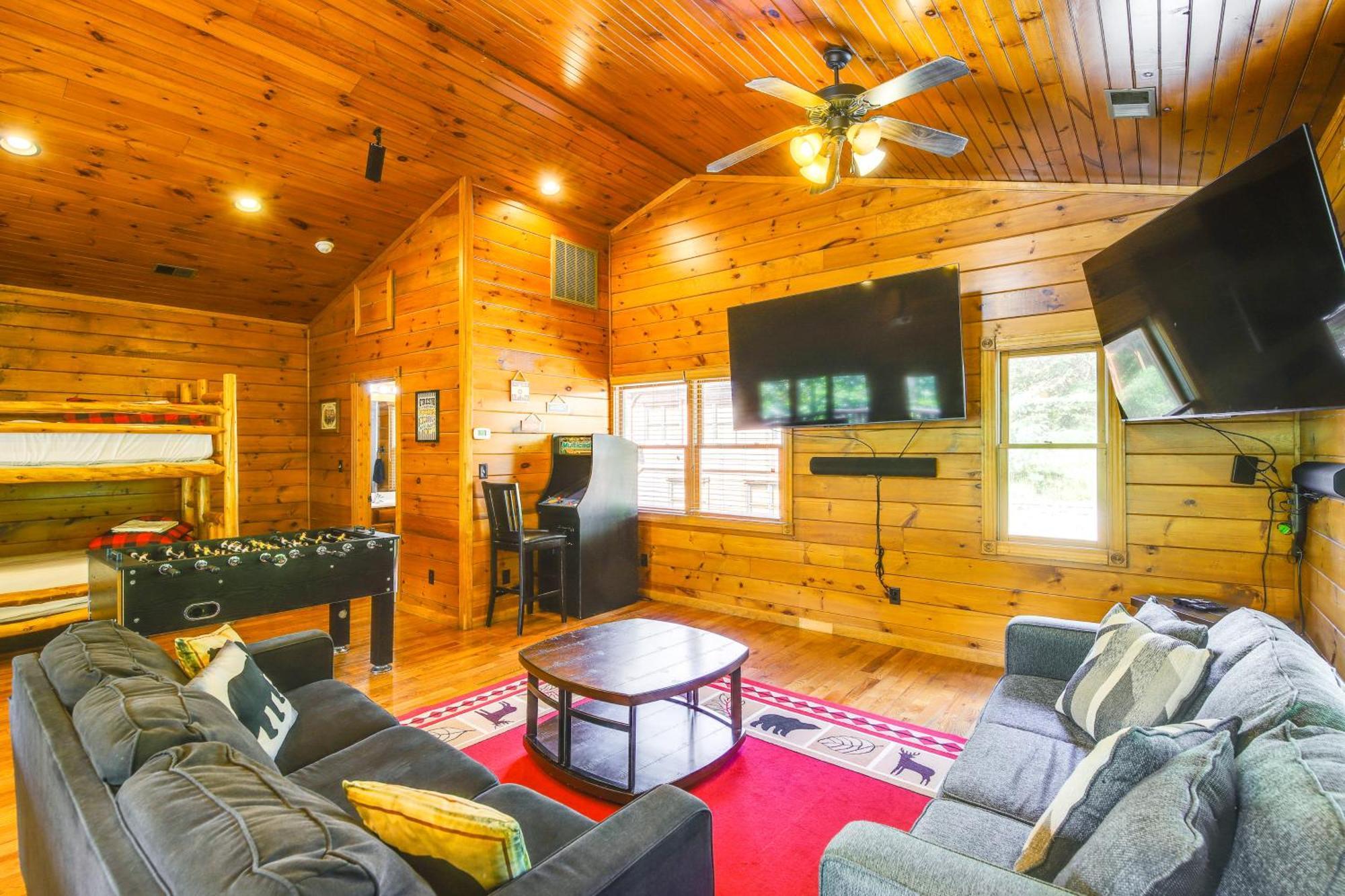 Cabin With Pool Access About 3 Mi To Downtown Gatlinburg Eksteriør billede