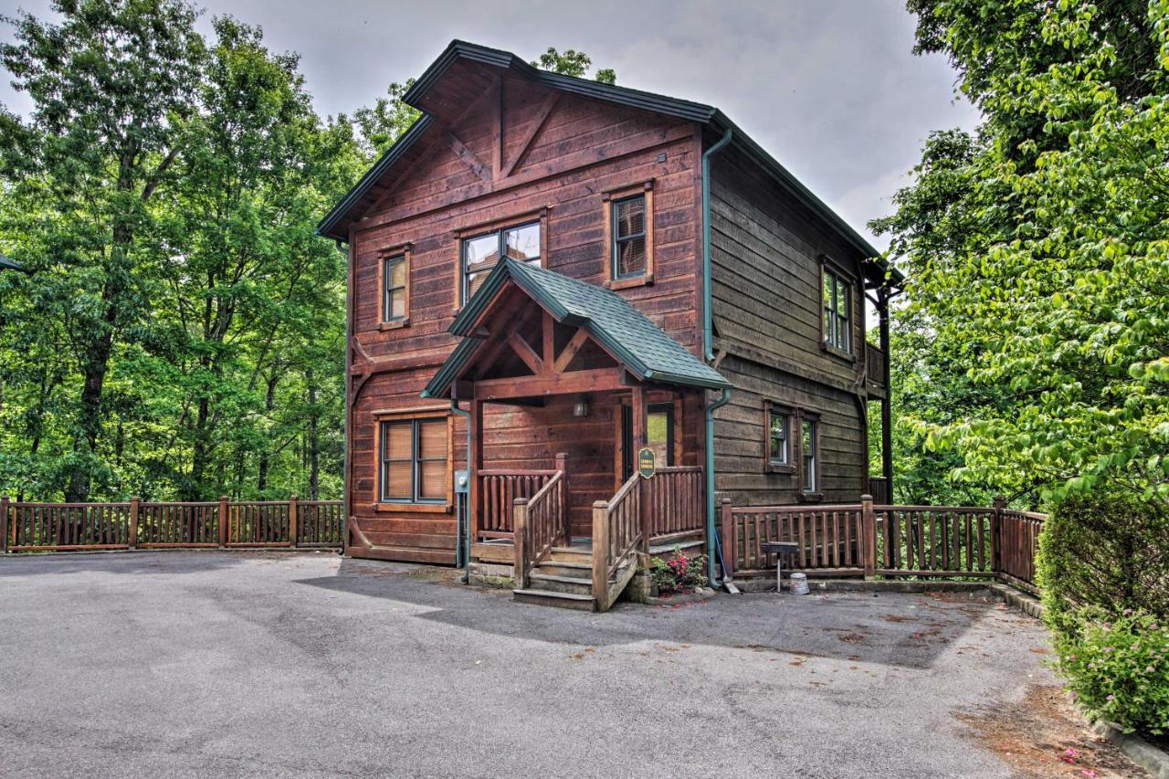 Cabin With Pool Access About 3 Mi To Downtown Gatlinburg Eksteriør billede